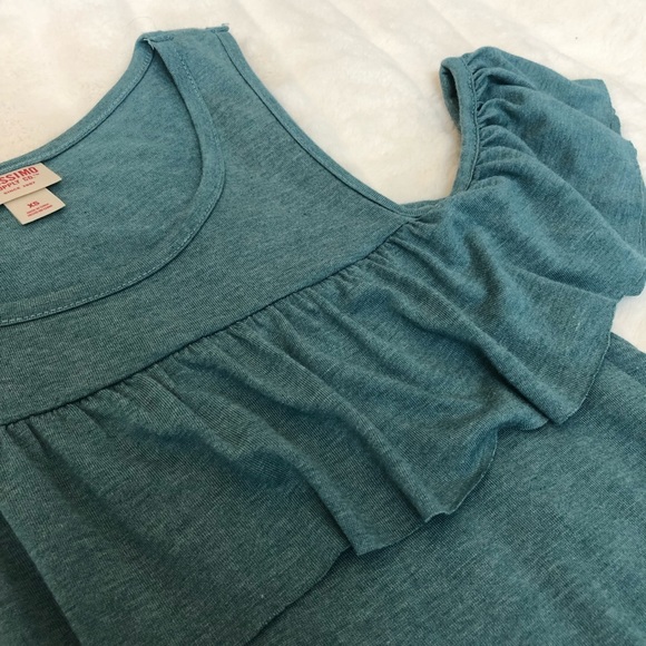 Cold Shoulder Ruffle Tank - Picture 3 of 5